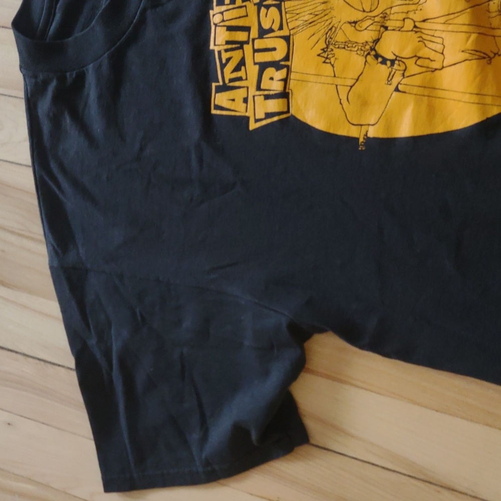 Vintage Antitrust Hanes Heavyweight 50/50 T Shirt - Picture 4 of 9